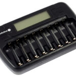 Ładowarka do 8 akumulatorków AA / AAA everActive NC-800