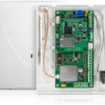 SATEL Moduł Komunikacyjny GSM-X LTE (W Zestawie Z Obudową I Anteną)