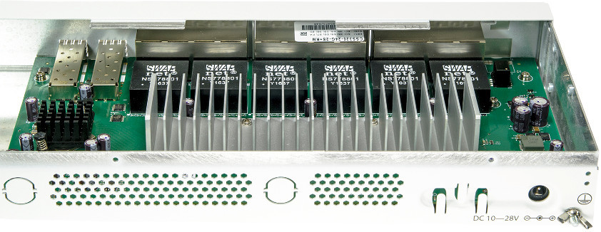 Mikrotik Routerboard CSS326-24G-2S+RM - obrazek 3